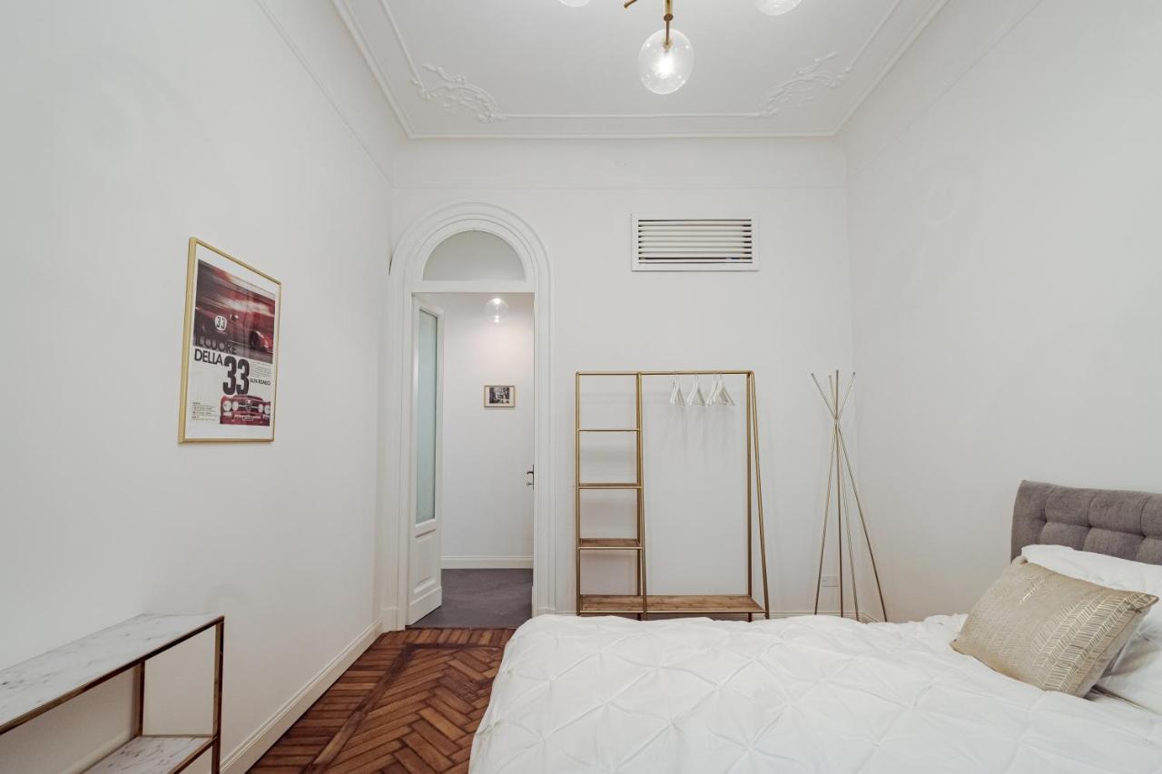 Leopardi21 Appartement Milaan Buitenkant foto